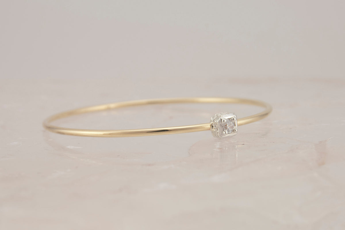 Karyn Chopik Studio | Bespoke Canadian Jewelry and Art display picture 3