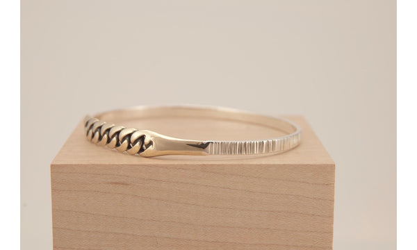 Curb Appeal Bangle